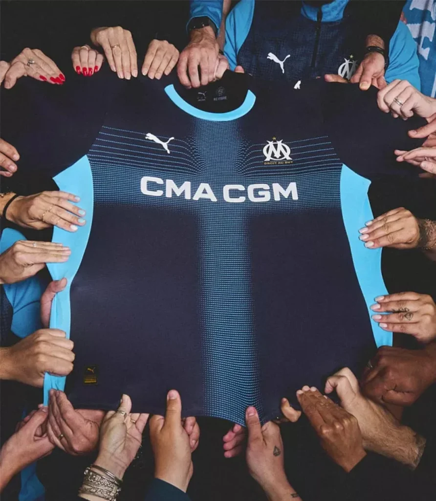 Las camisetas del Olympique de Marsella 2025-2026 se inspiran en la herencia del club y en los tifosi