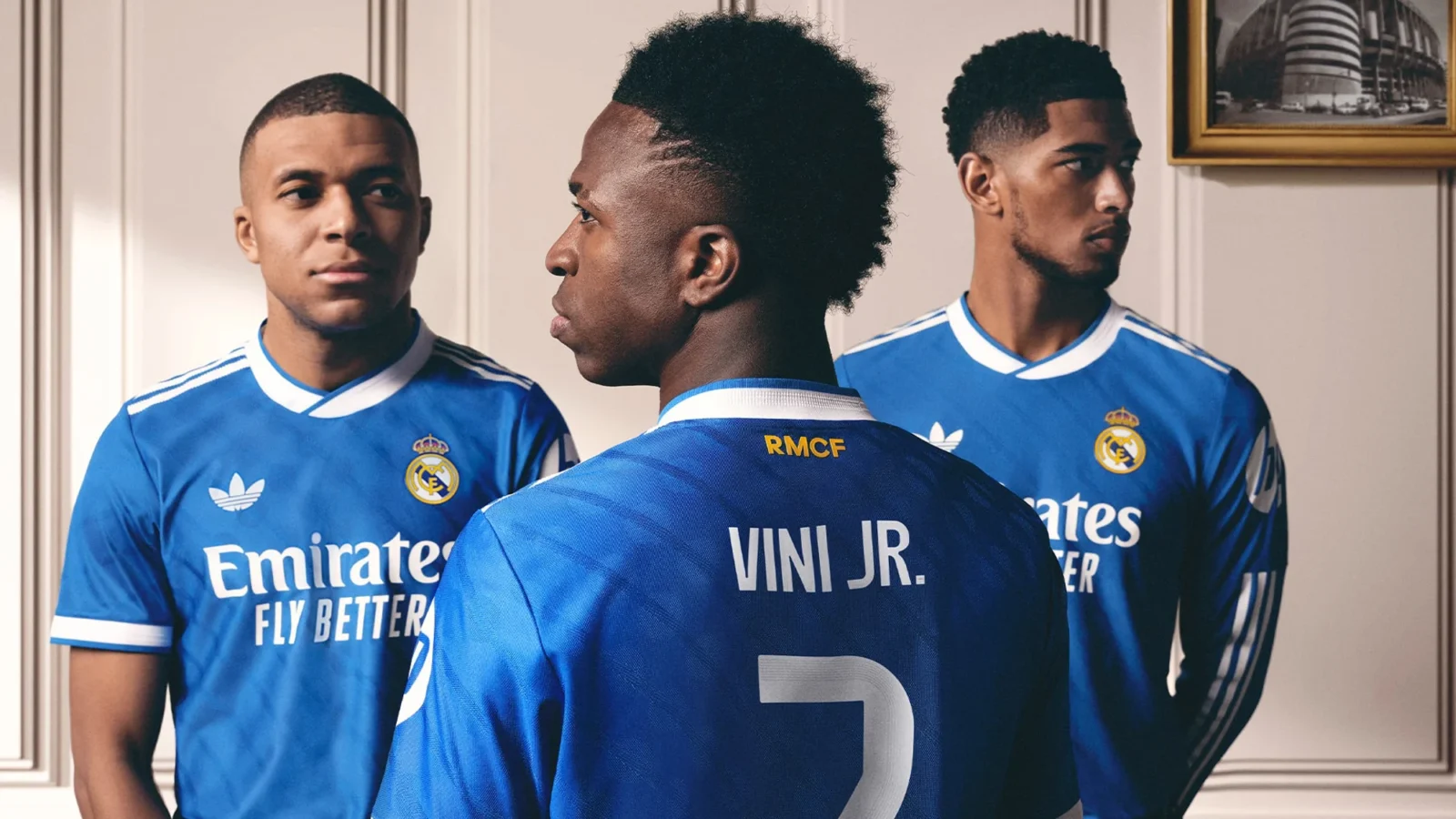 La tercera camiseta del Real Madrid 2025-2026 rescata el azul de La Décima