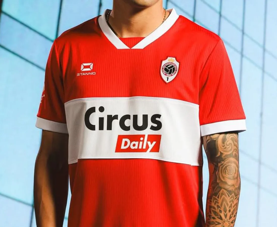 Las camisetas del Royal Antwerp 2025-2026: la rica historia de The Great Old cobra vida