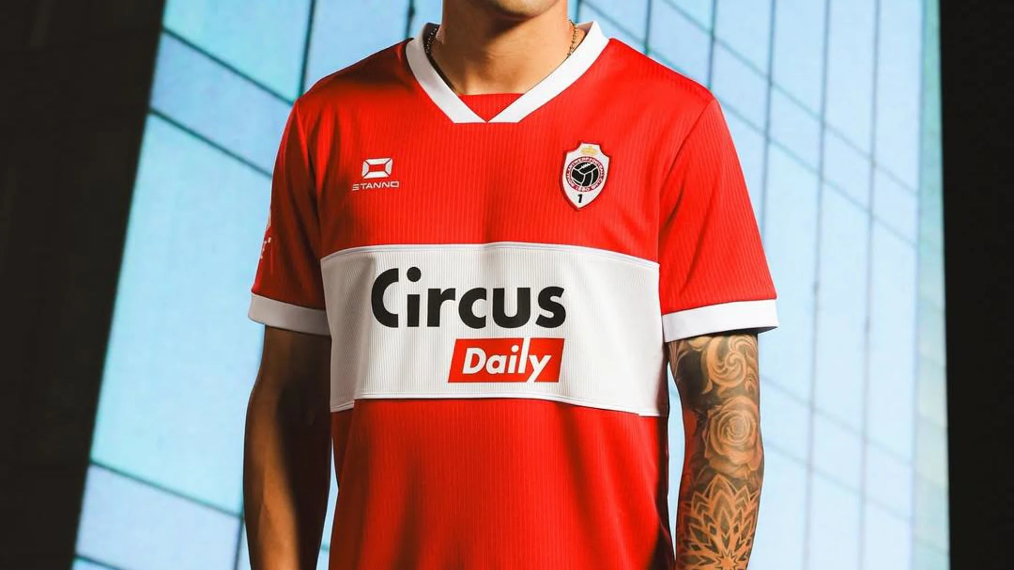 Las camisetas del Royal Antwerp 2025-2026: la rica historia de The Great Old cobra vida