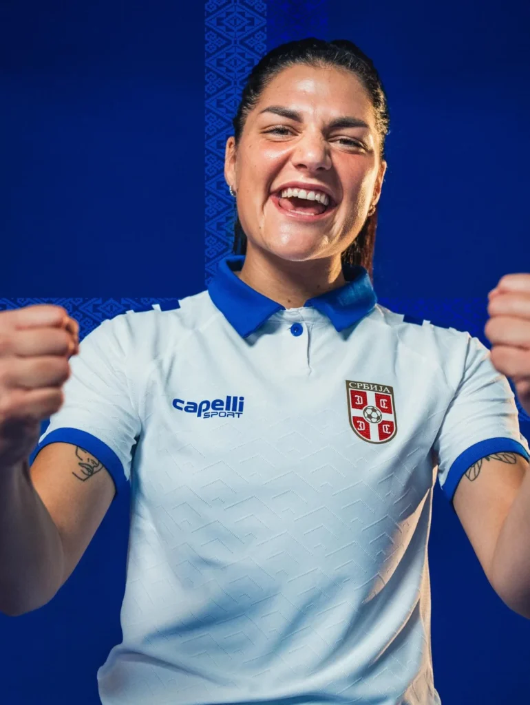 Serbia estrena camisetas 2025-2026 de Capelli Sport, con el azul yugoslavo como protagonista