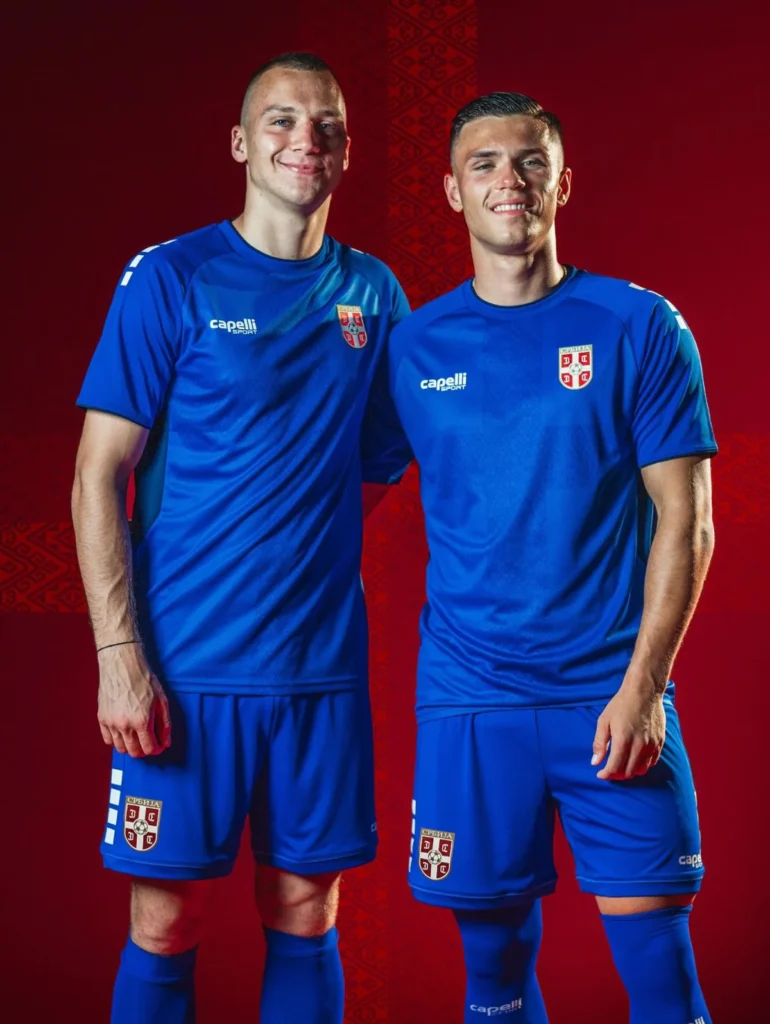Serbia estrena camisetas 2025-2026 de Capelli Sport, con el azul yugoslavo como protagonista