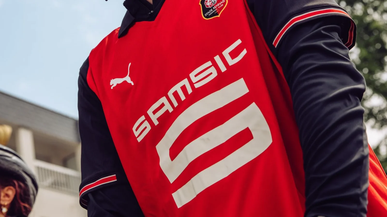 Stade Rennes presenta sus camisetas 2025-2026: homenaje a una leyenda, a Bretaña y al mercado