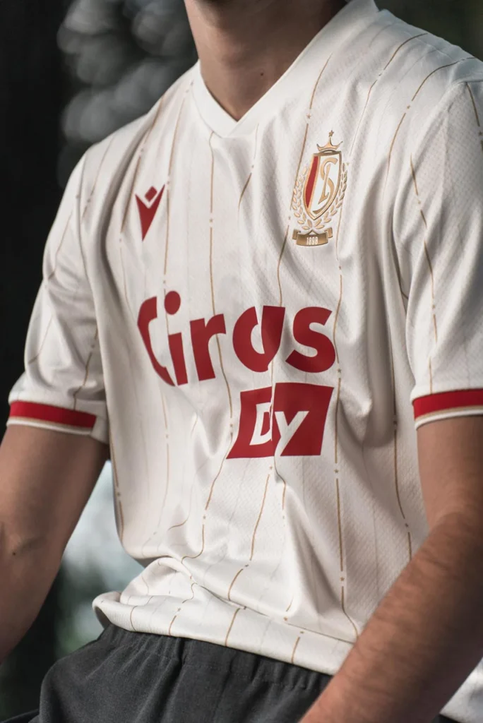 Así son las camisetas del Standard de Lieja 2025-2026 de Macron
