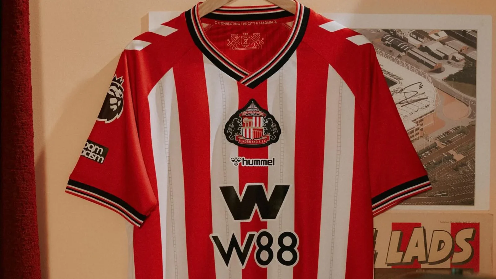 Las camisetas del Sunderland 2025-2026 rinden homenaje a los ochenta y al apodo del club