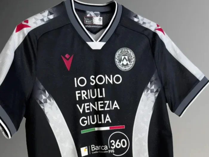 Udinese Calcio presenta sus camisetas 2025-2026, inspiradas en las de los años 90 y 2000