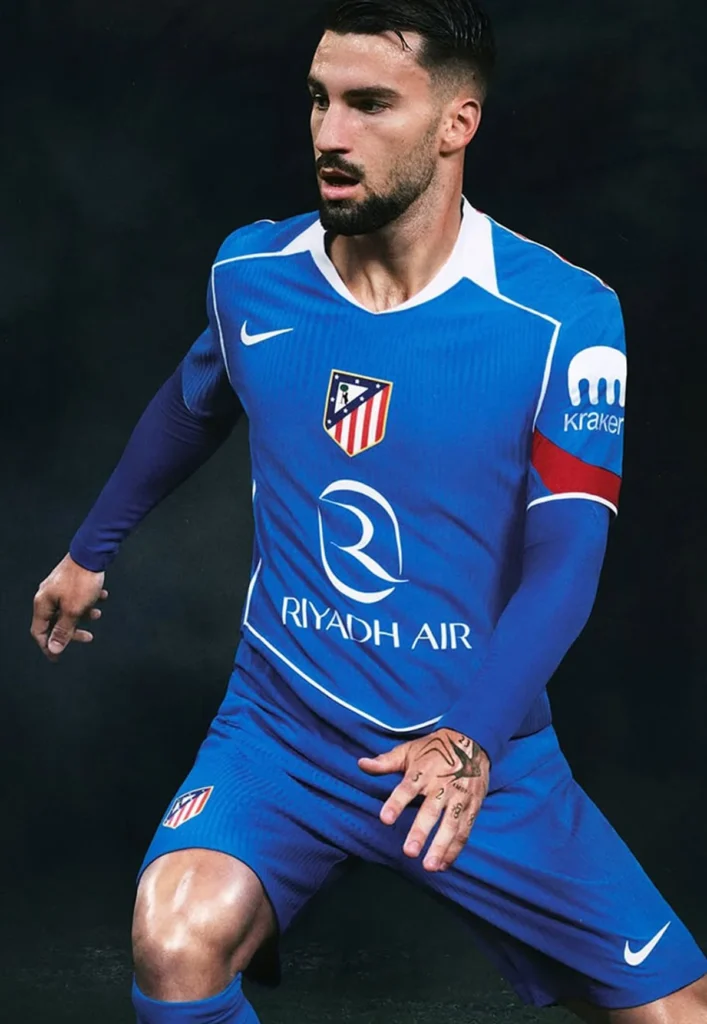 La tercera camiseta del Atlético de Madrid 2025-2026 rescata la plantilla Total90