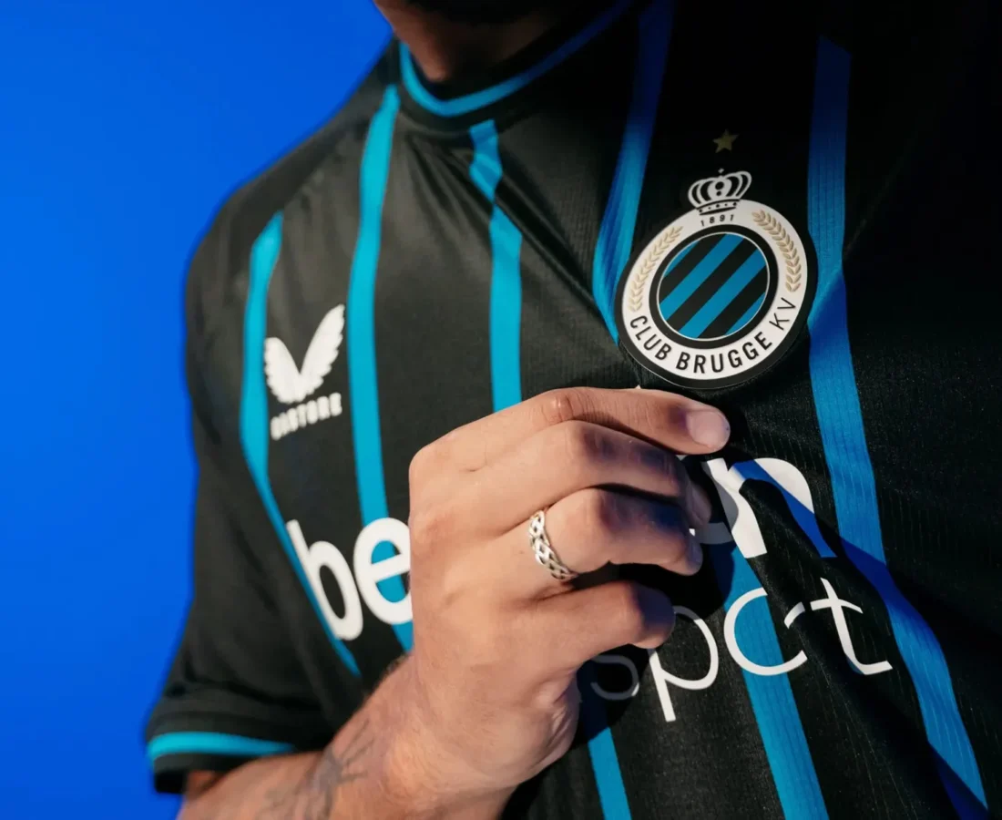 Estas son las camisetas del Club Brugge 2025-2026: negro por primera vez y homenaje a 2003-2004