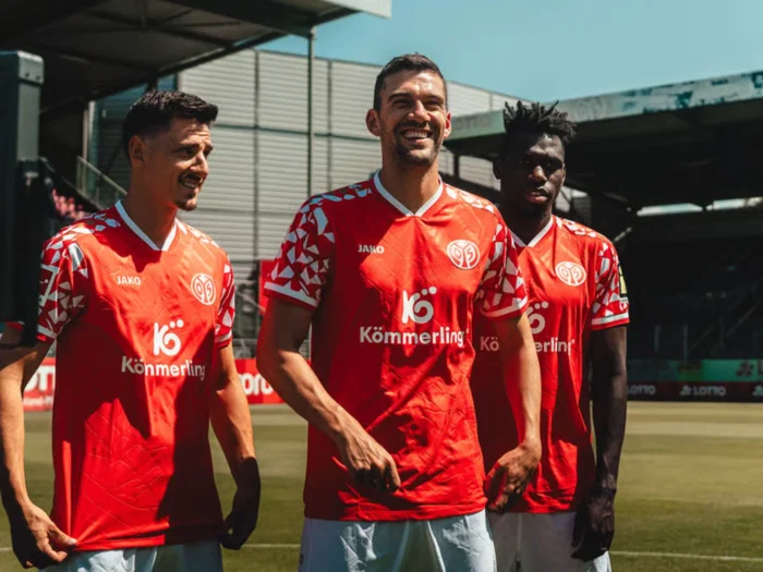 Las camisetas del Mainz 05 2025-2026 se inspiran en la ciudad y en la camiseta de 1991-1992