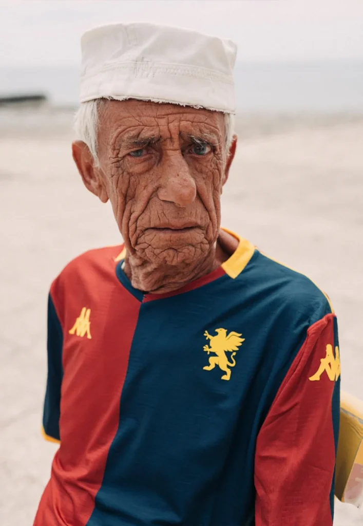 Genoa presenta sus camisetas 2025-2026 de Kappa con el escudo del club como protagonista