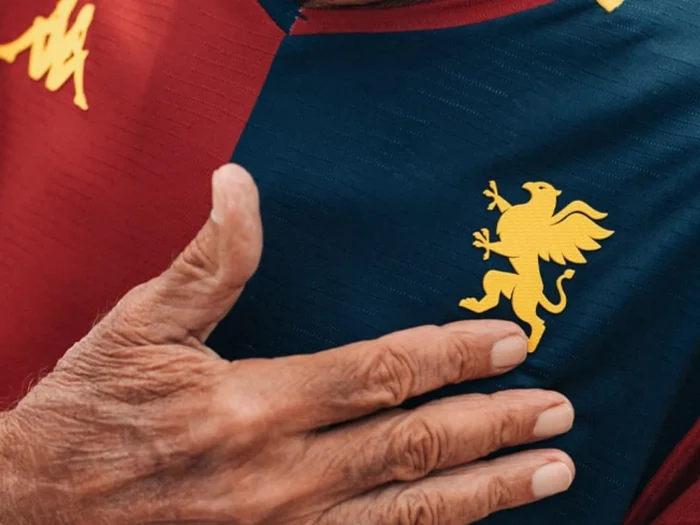 Genoa presenta sus camisetas 2025-2026 de Kappa con el escudo del club como protagonista