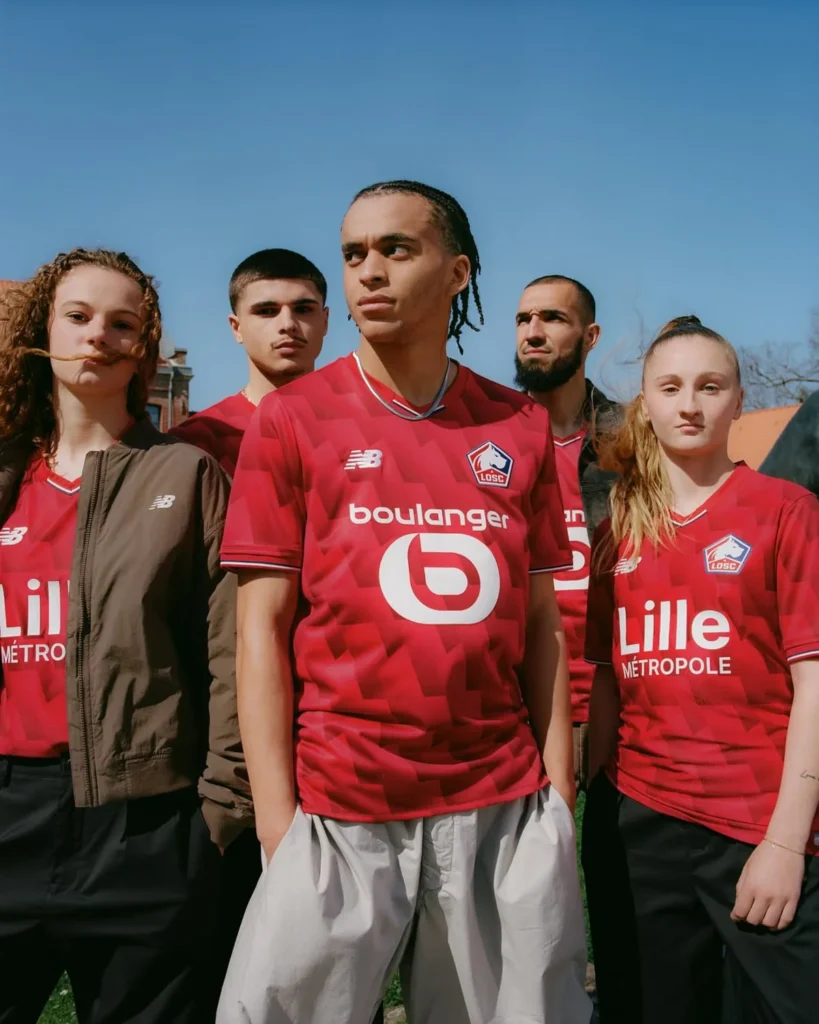 Las camisetas del LOSC Lille 2025-2026 homenajean a la Citadelle, al club Fivois y al patrimonio textil