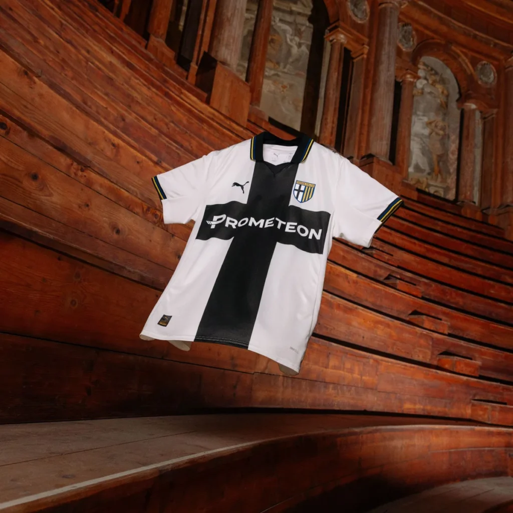 Parma Calcio 1913 presenta sus camisetas 2025-2026 de PUMA con aire retro y homenaje a la afición