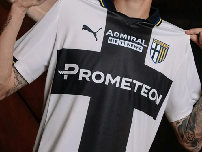 Parma Calcio 1913 presenta sus camisetas 2025-2026 de PUMA con aire retro y homenaje a la afición