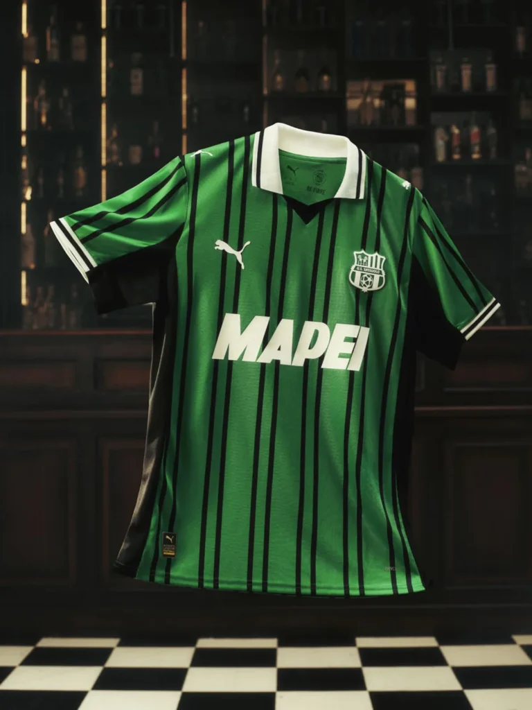 Sassuolo presenta sus camisetas 2025-2026 de PUMA en el 105.º aniversario del club