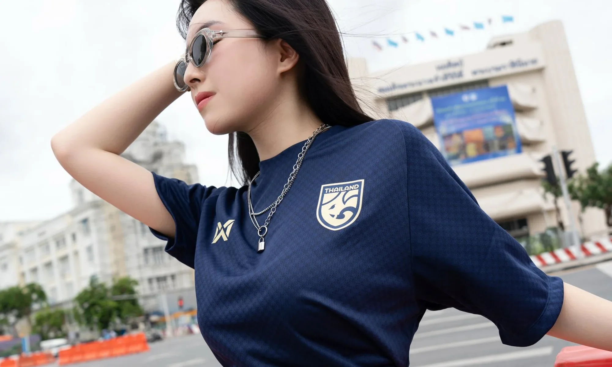 Tailandia presenta sus camisetas 2025-2026 con el patrón Kaew Ching Duang
