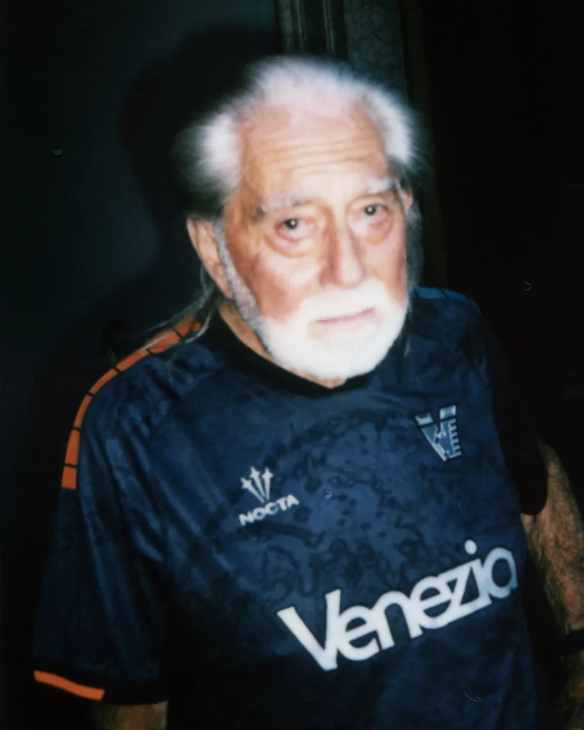Venezia FC presenta sus camisetas 2025-2026 de NOCTA inspiradas en la cartografía del siglo XV