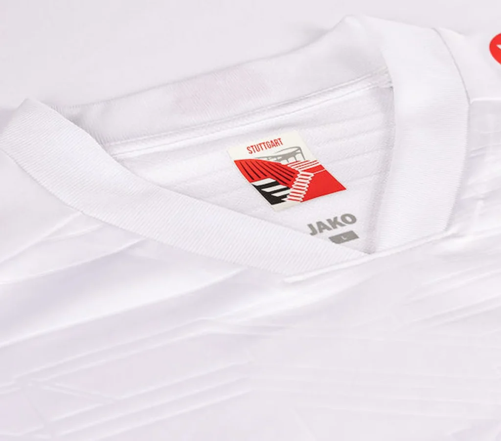 Las camisetas del VfB Stuttgart 2025-2026 llevan un estampado especial inspirado en la ciudad