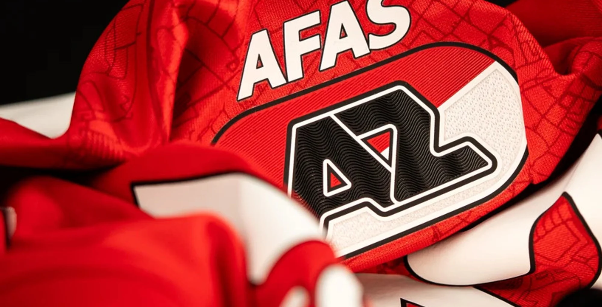 El AZ Alkmaar rinde homenaje a la región del Zaan y a su estadio con las camisetas Nike 2025-2026