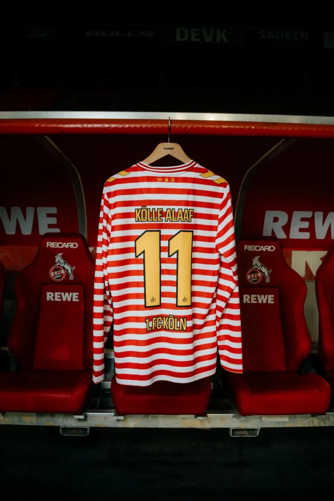 La camiseta de carnaval del 1. FC Colonia 2025-2026 rinde homenaje a los voluntarios de Kölle