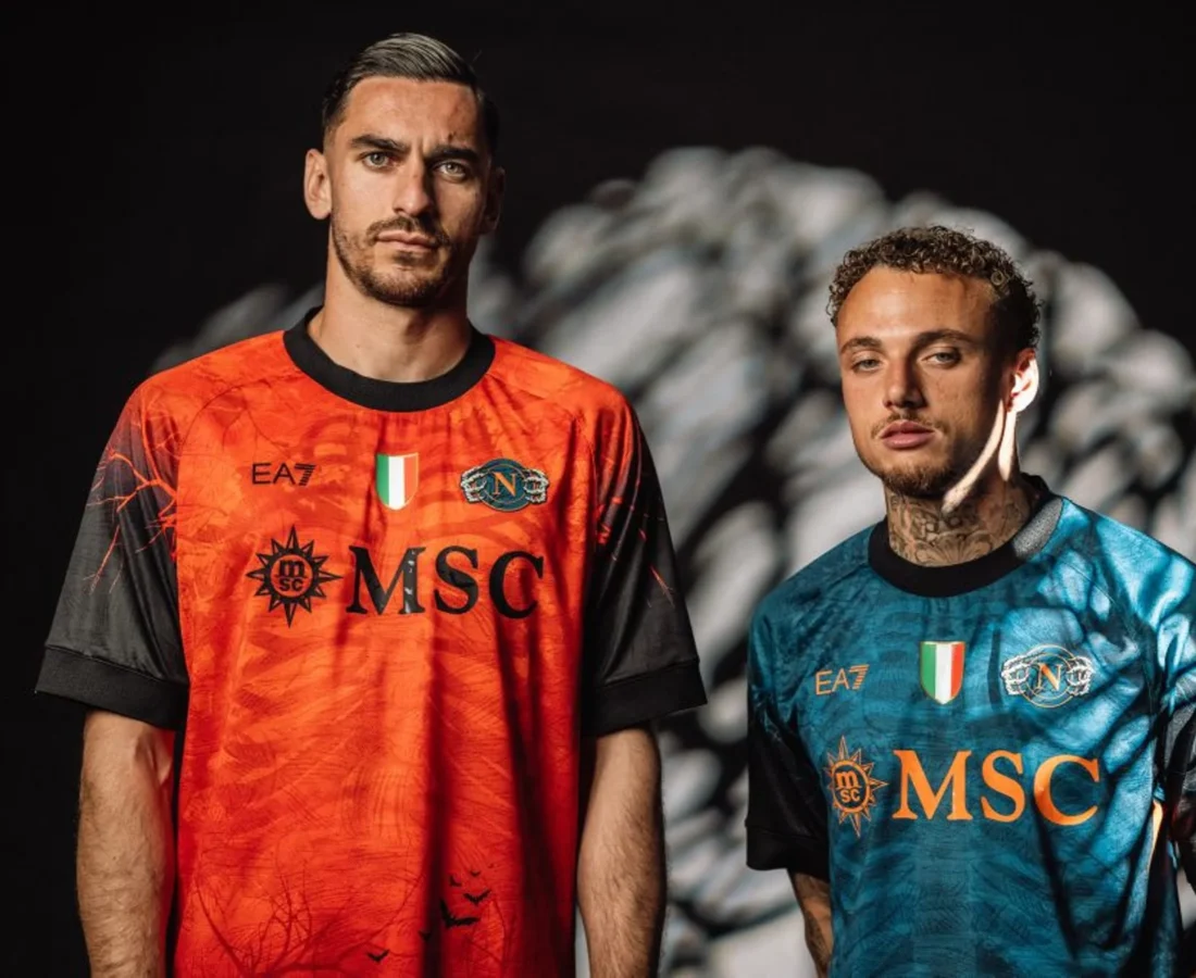 El Nápoles estrena su camiseta de Halloween 2025-2026 con una calavera en el pecho