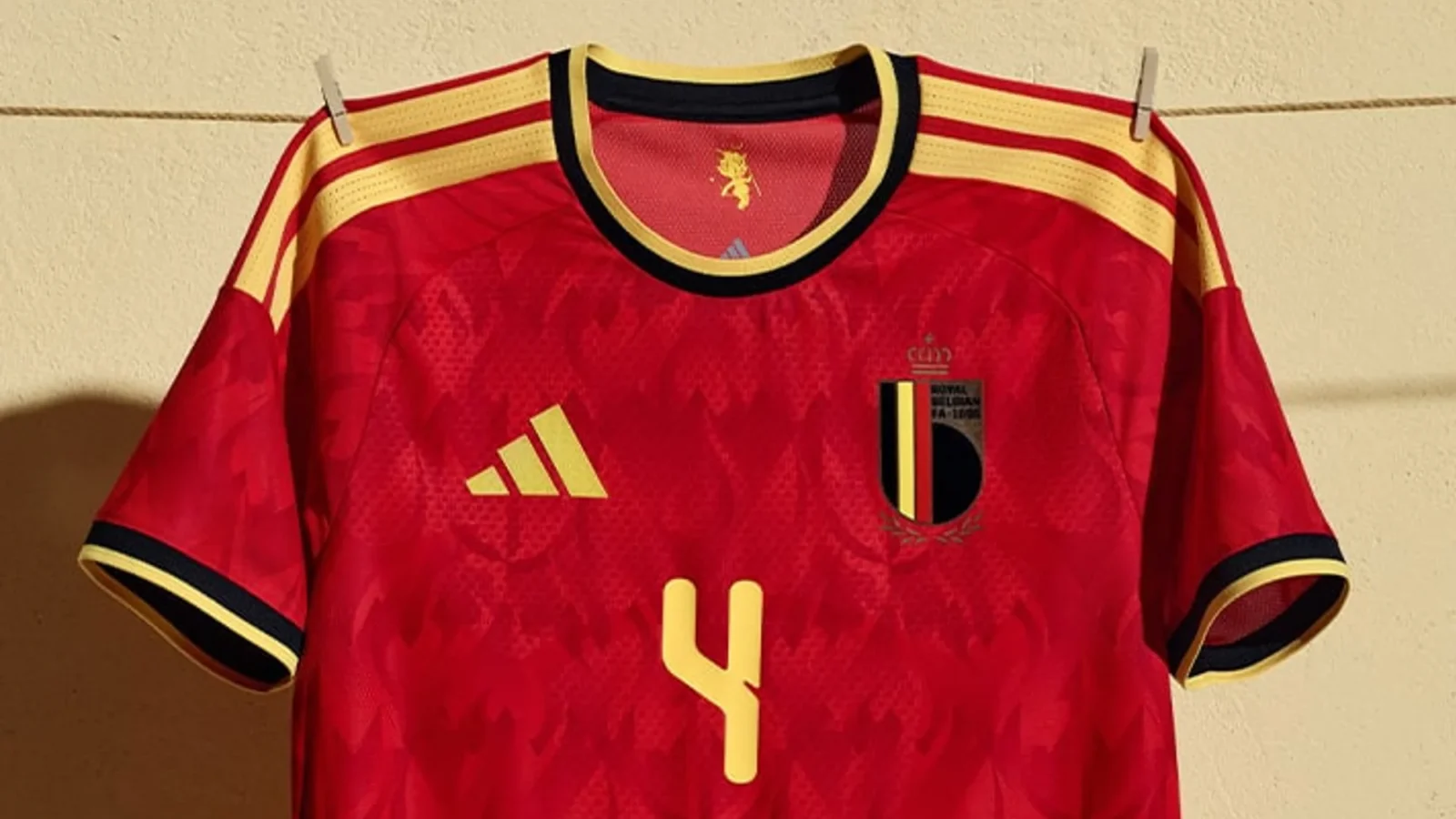Bélgica viste las llamas de los Diablos Rojos en su camiseta para el Mundial 2026