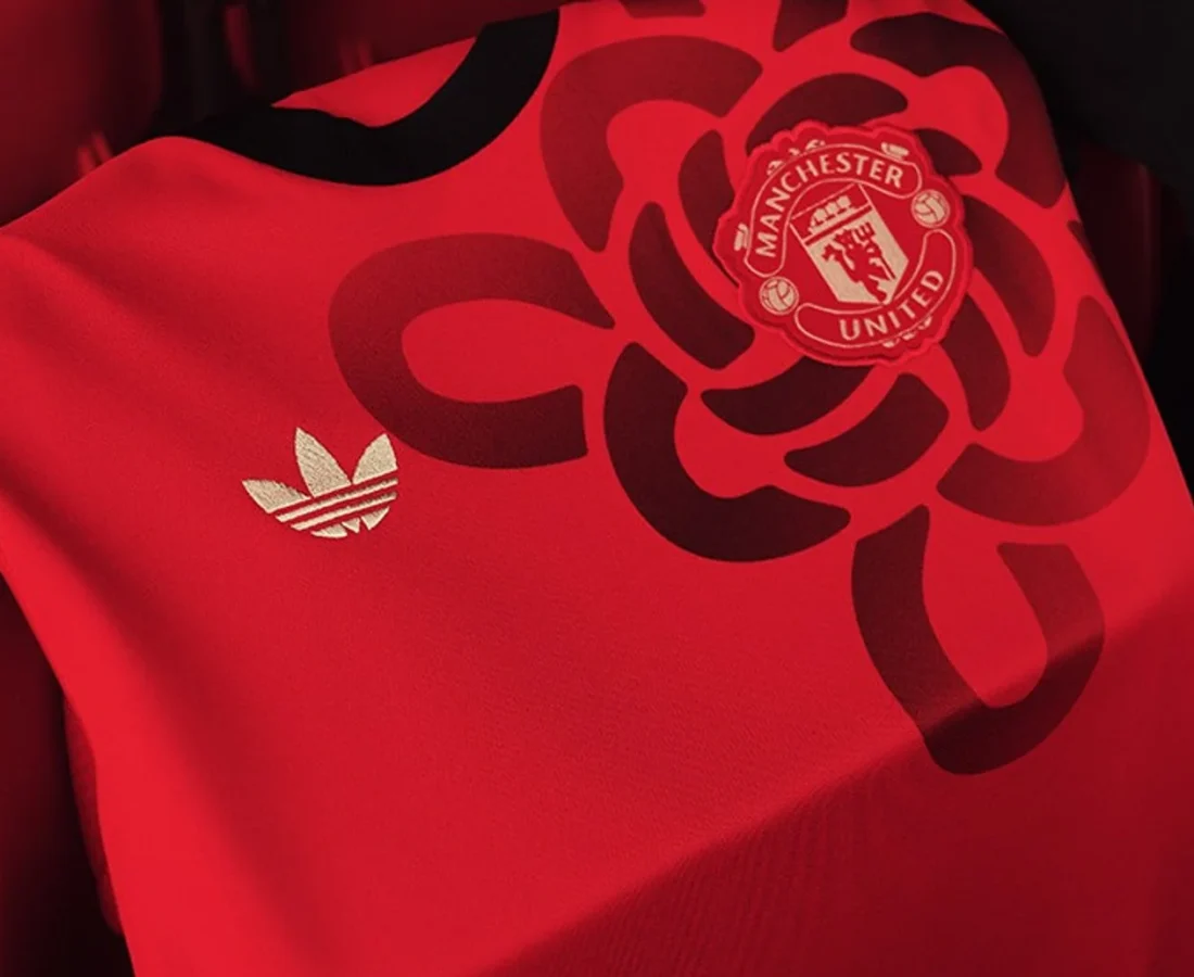 Manchester United y adidas lanzan la camiseta lifestyle Lucky Knot para el Año Nuevo chino