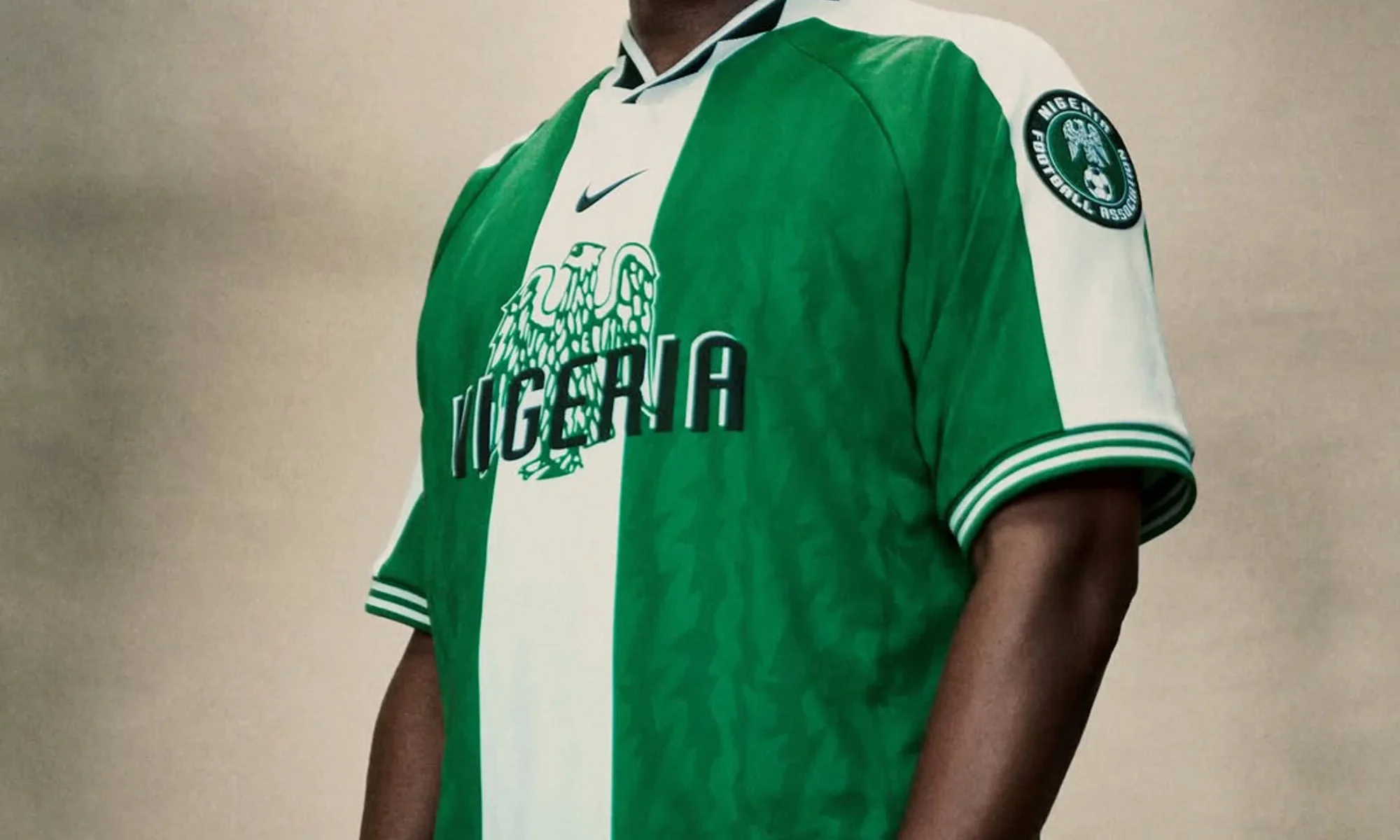 Nike recupera la camiseta de Nigeria de 1996 en una reedición