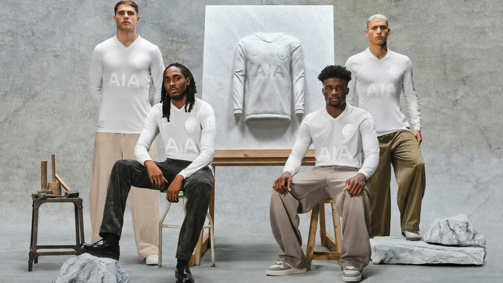 El Tottenham Hotspur homenajea la FA Cup de 1901 con una cuarta camiseta 2025-2026 de edición limitada