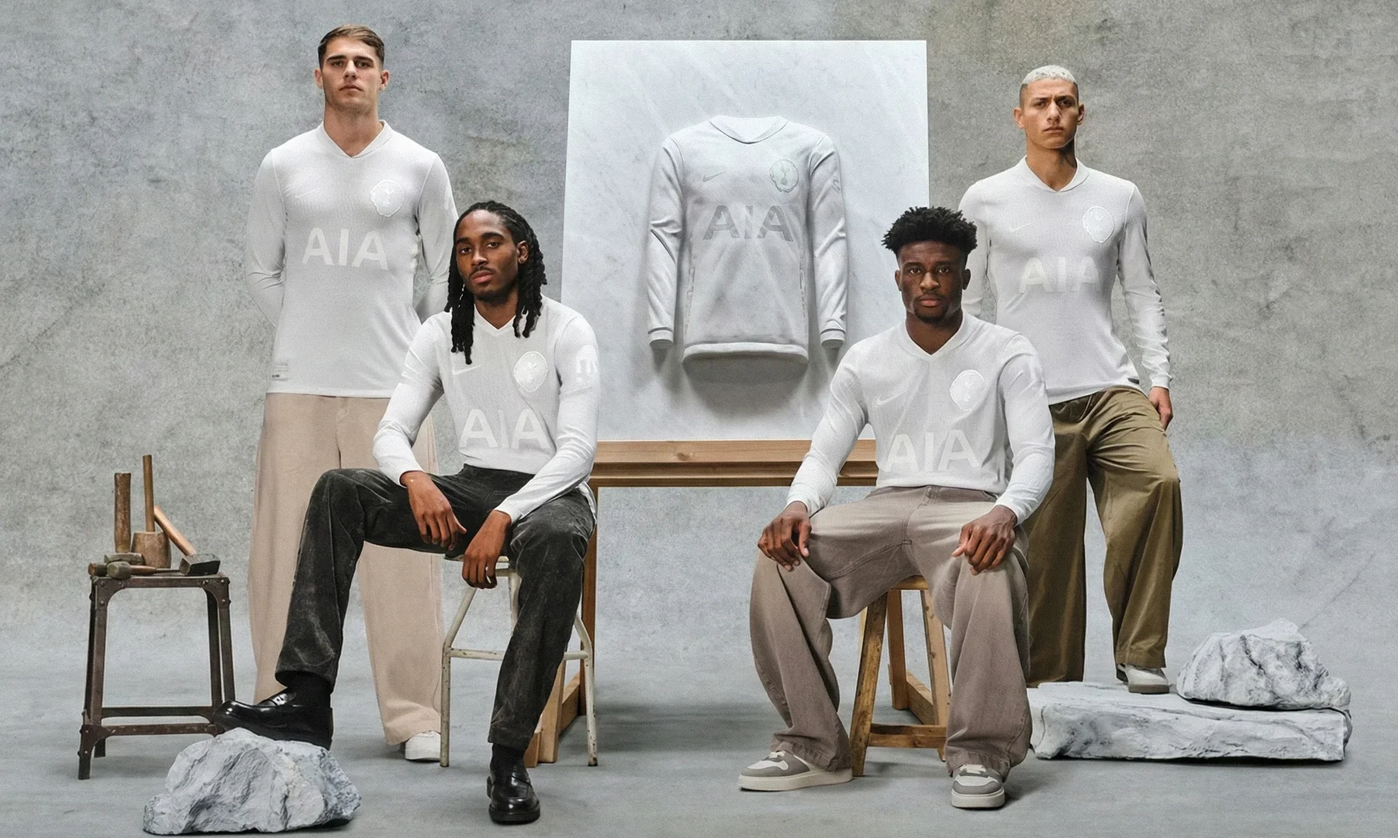 El Tottenham Hotspur homenajea la FA Cup de 1901 con una cuarta camiseta 2025-2026 de edición limitada