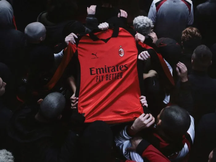El AC Milan, PUMA y Slam Jam abren las puertas del infierno con la cuarta camiseta 2025-2026
