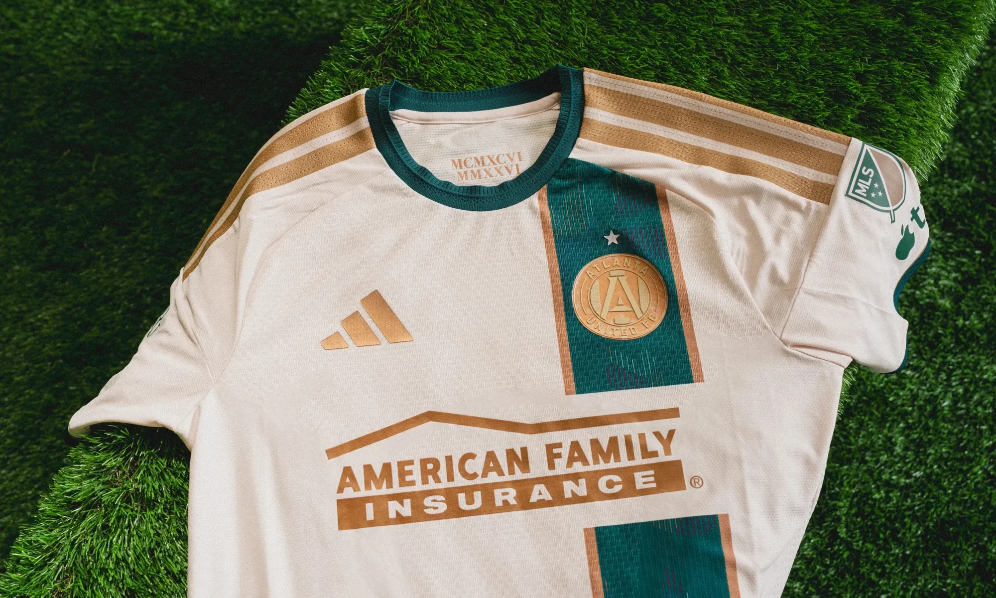El Atlanta United celebra los Juegos Olímpicos de 1996 con su camiseta visitante 2026-2027