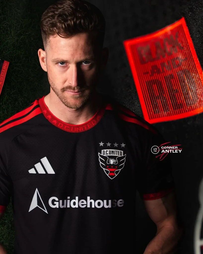 El DC United presenta su camiseta local 2026-2027 fiel al Black & Red