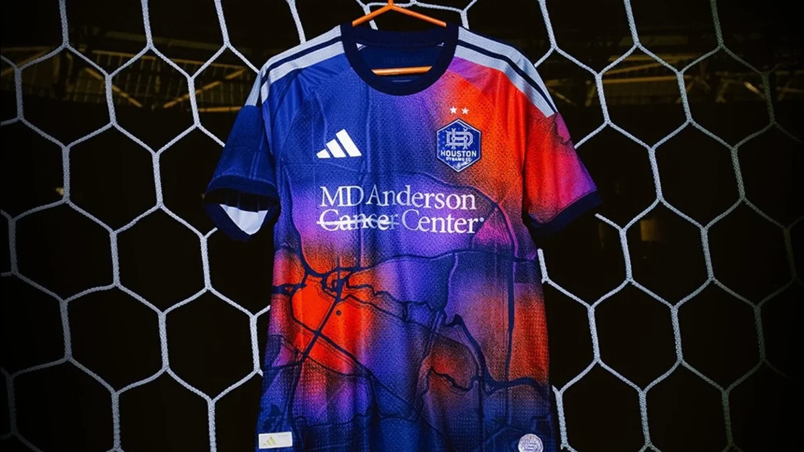 El Houston Dynamo presenta su camiseta visitante 2026-2027 inspirada en el espacio