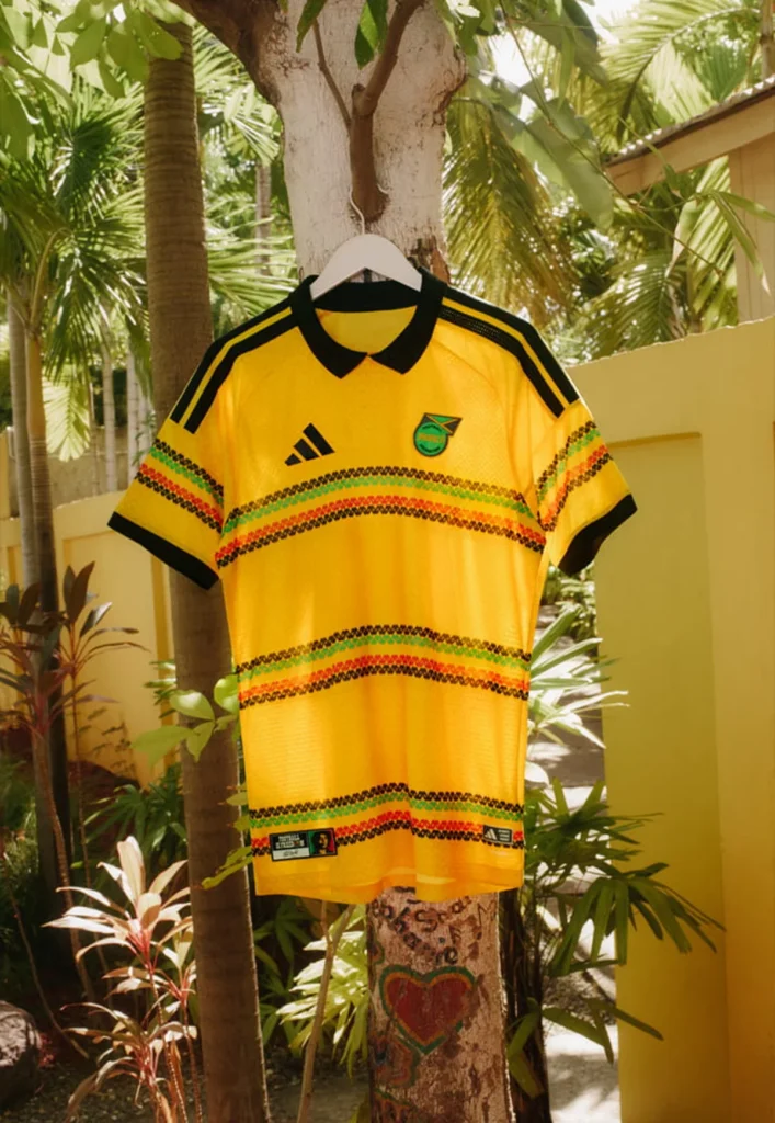 Jamaica convierte a Bob Marley en el alma de sus camisetas 2026-2027