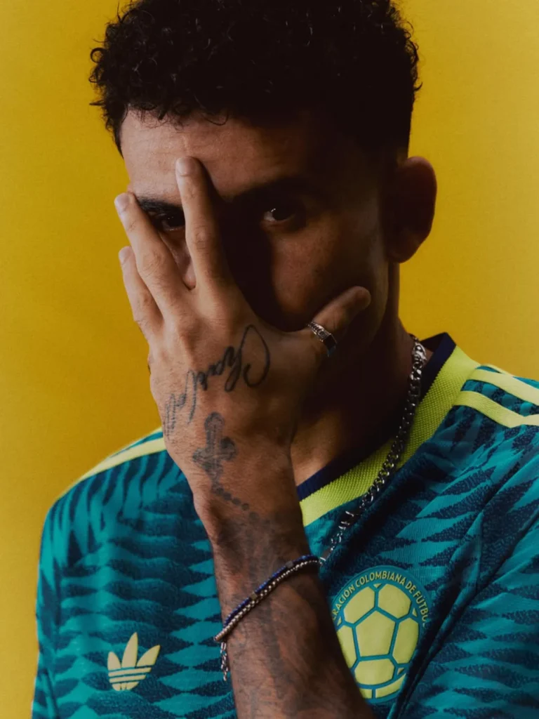 Colombia mezcla el Caribe y el Pacífico en su segunda camiseta del Mundial 2026