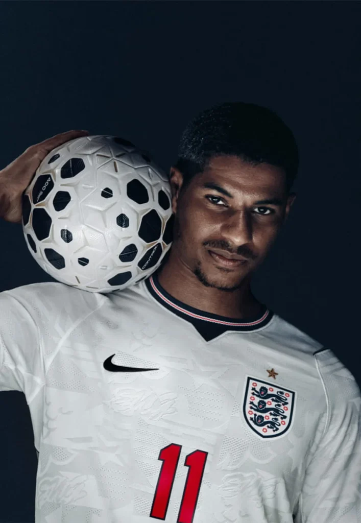 La camiseta local de Inglaterra para el Mundial 2026 celebra su herencia