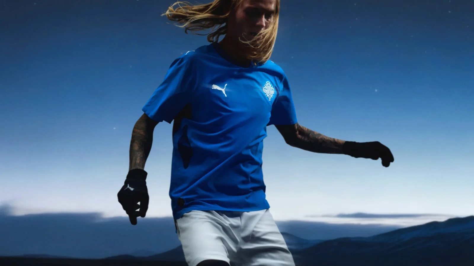 Islandia convierte el hielo y el fuego en sus camisetas 2026-2027