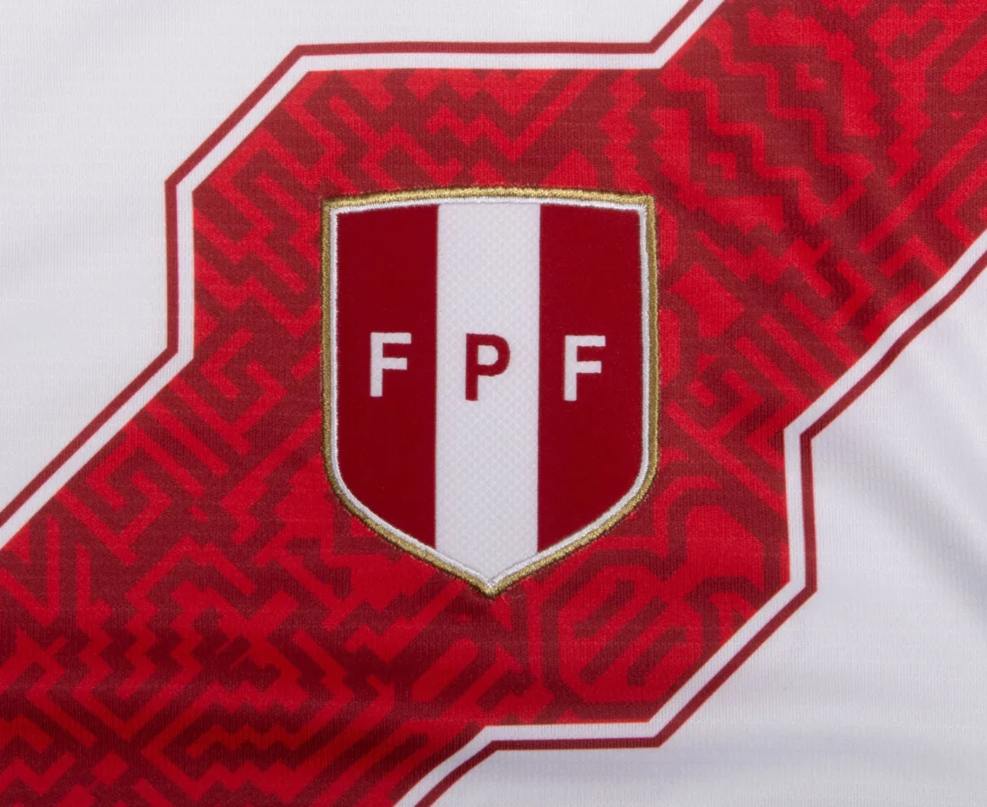 Perú lleva la costa, la sierra y la selva en sus camisetas 2026-2027