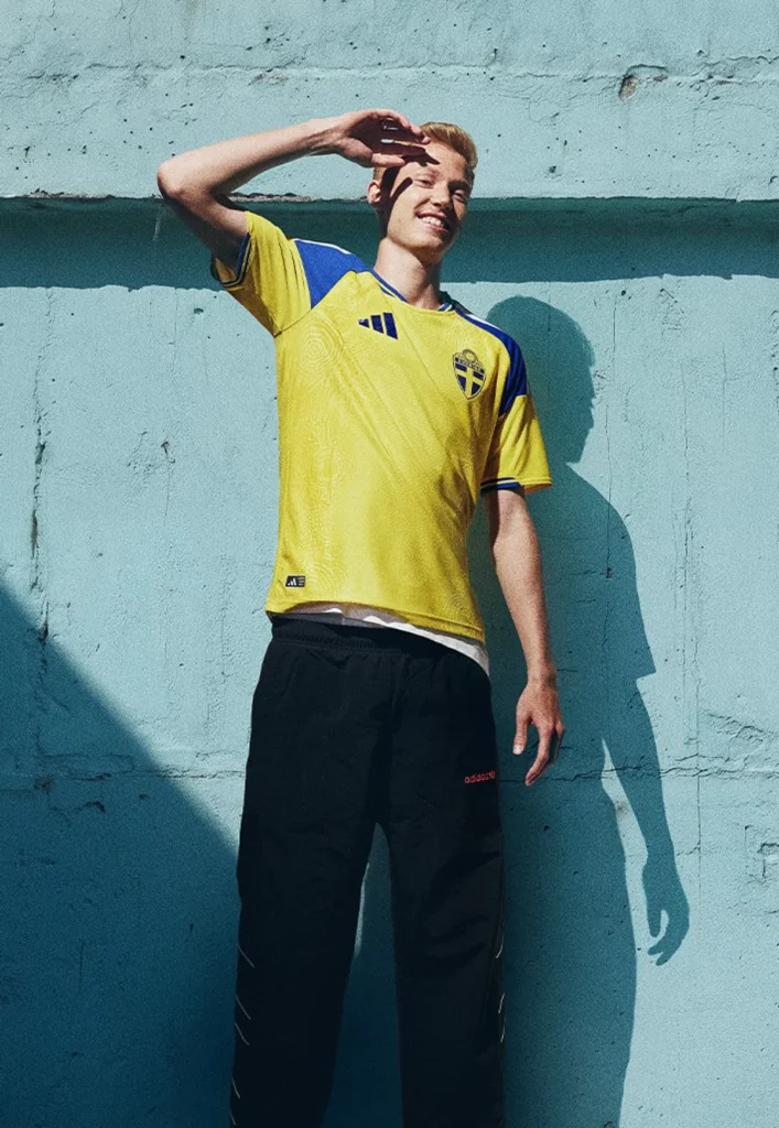 Suecia vuelve a los años setenta en sus camisetas 2026-2027