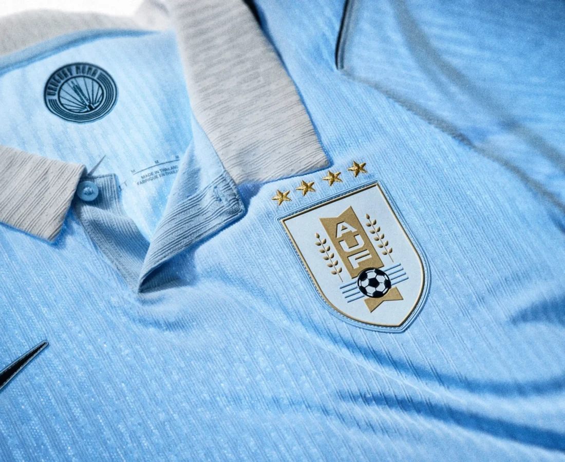 La camiseta local de Uruguay para el Mundial 2026 apuesta por la esencia pura