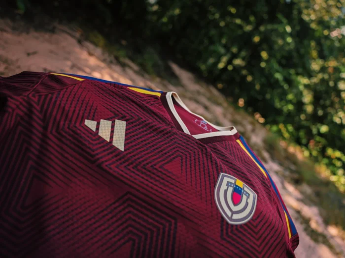 Venezuela celebra el centenario de su federación con oro en las camisetas 2026-2027