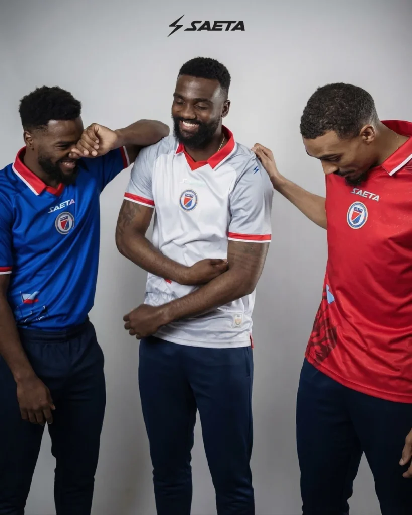 Haití presenta sus camisetas para el Mundial 2026 con Saeta