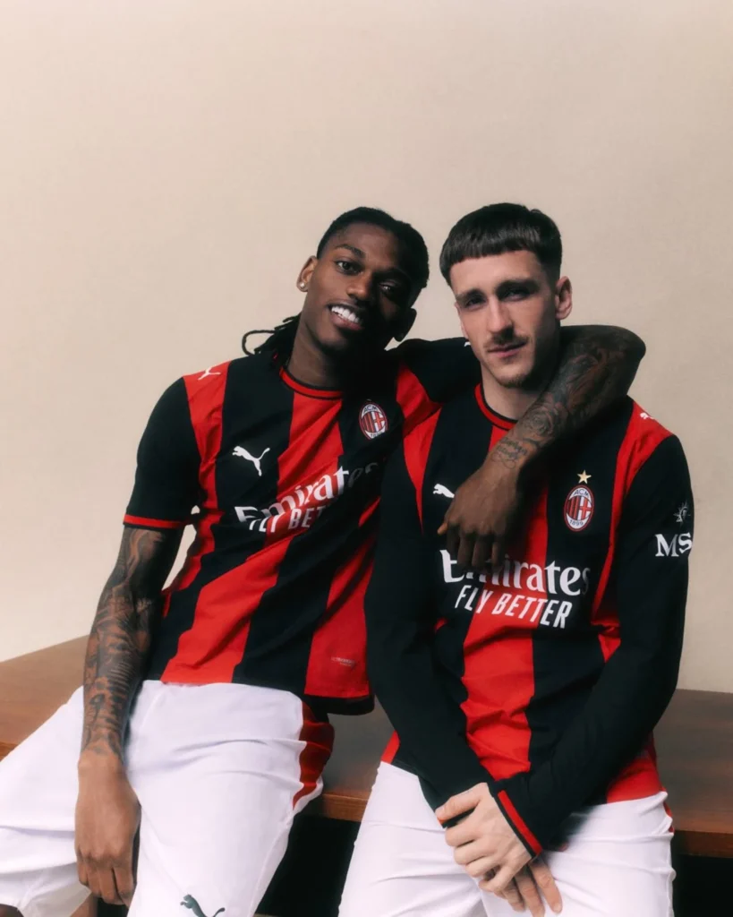 El AC Milan recupera las franjas anchas en su camiseta local 2026-2027