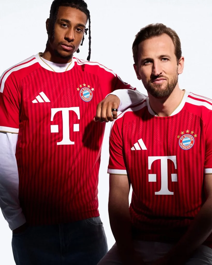 El Bayern de Múnich estrena rayas verticales y vuelve al dorado