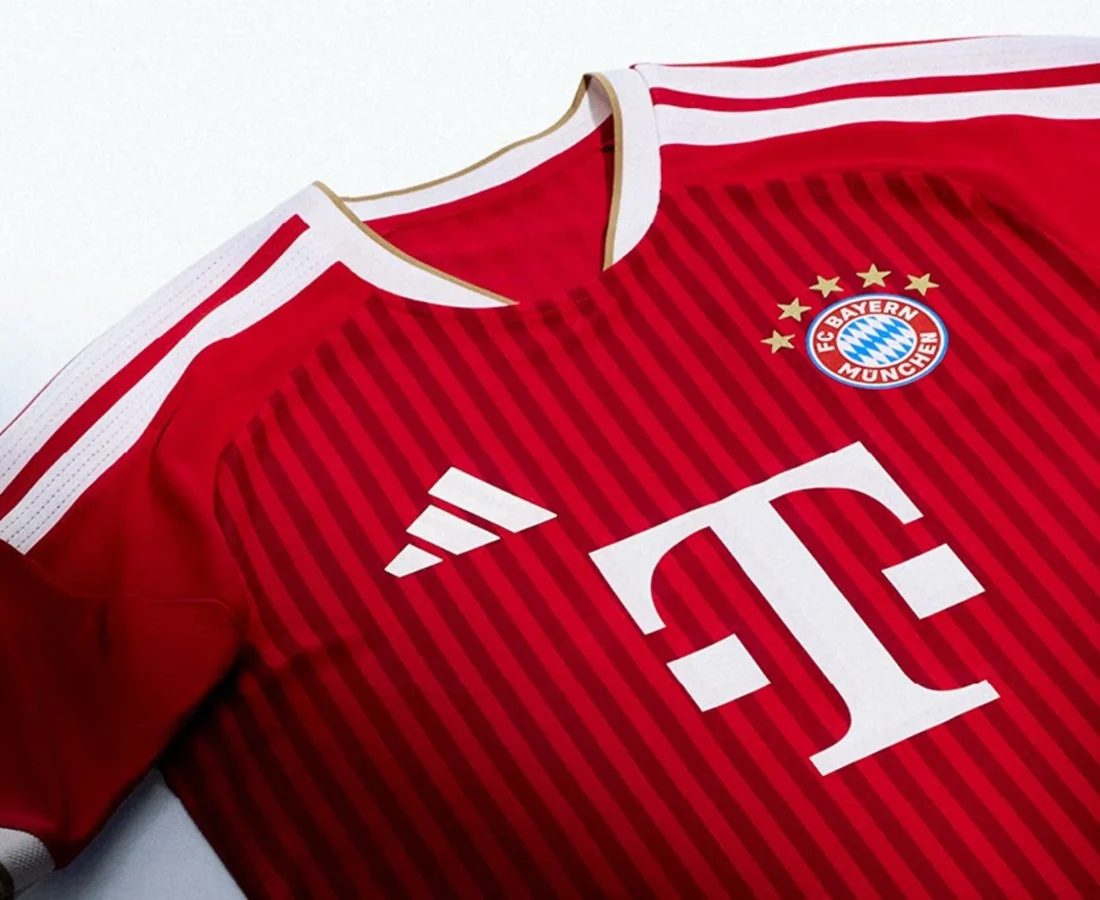 El Bayern de Múnich estrena rayas verticales y vuelve al dorado