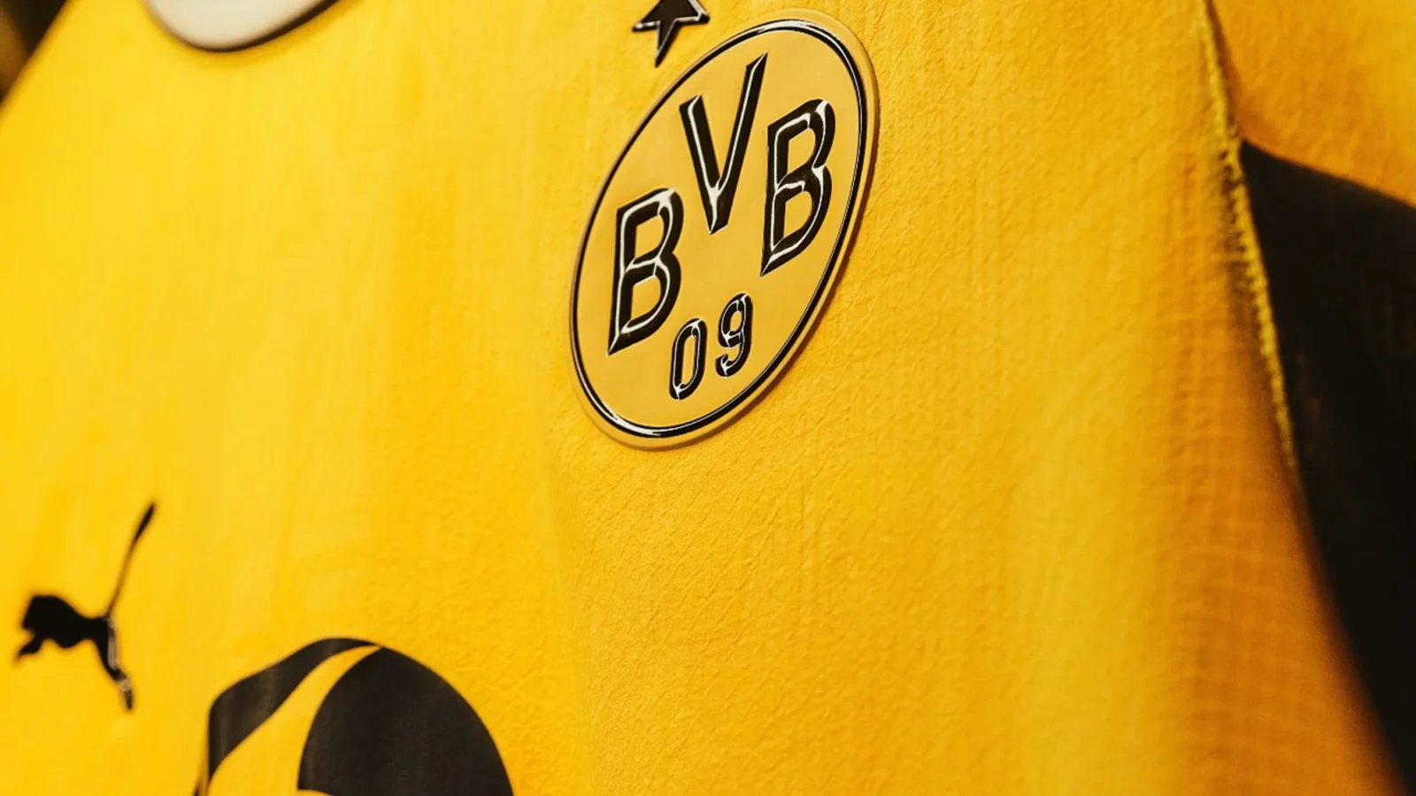 El Borussia Dortmund convierte su camiseta local 2026-2027 en un homenaje a la ciudad