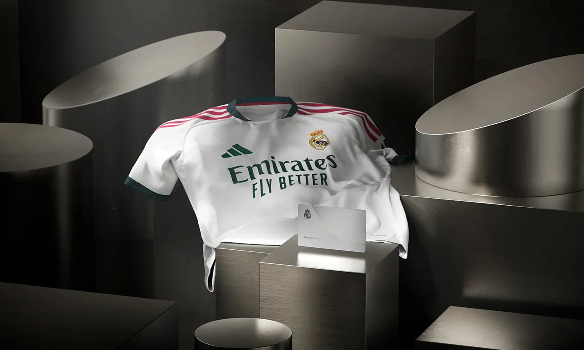 La primera camiseta del Real Madrid 2026-2027 se inspira en la corona del escudo