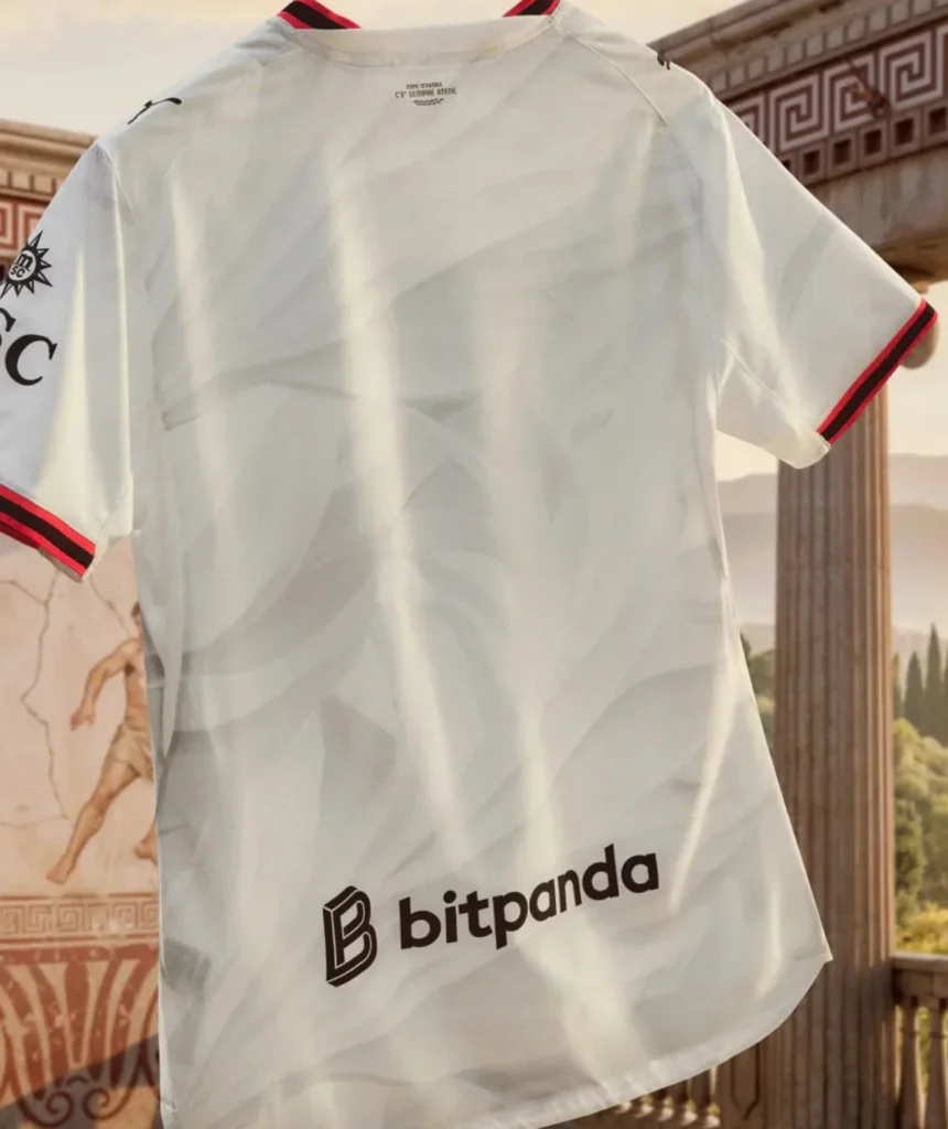 «Dopo Istanbul c'è sempre Atene»: la camiseta visitante del AC Milan 2026-2027 celebra la resiliencia