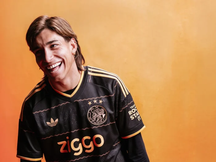La camiseta visitante del Ajax 2026-2027 rinde homenaje a nueve momentos históricos